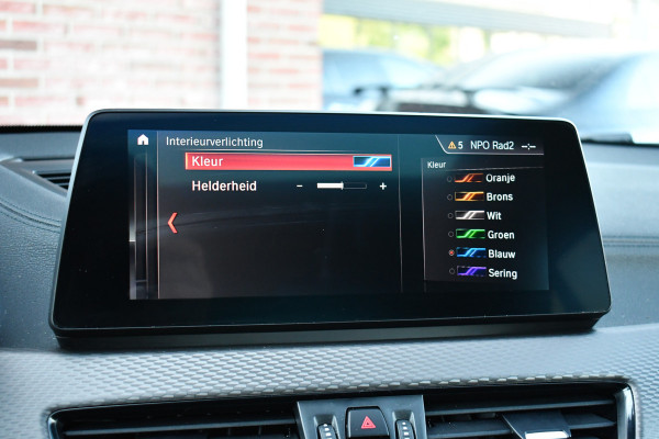 BMW X2 xDrive25e M-Sport Pano HUD El-zetels Camera Carplay 19inch