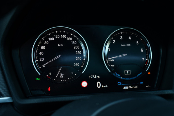 BMW X2 xDrive25e M-Sport Pano HUD El-zetels Camera Carplay 19inch