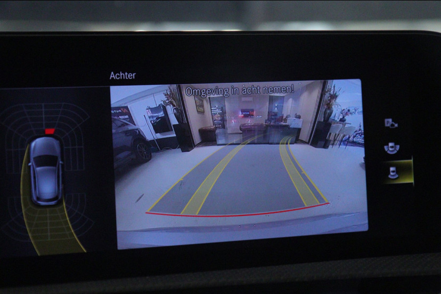 Mercedes-Benz A-Klasse 250 AMG Line PANO/CARPLAY/SFEER/ACC/CAM/VOL