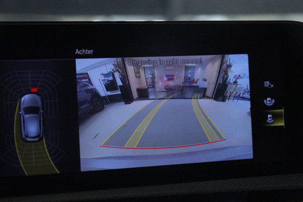 Mercedes-Benz A-Klasse 250 AMG Line PANO/CARPLAY/SFEER/ACC/CAM/VOL