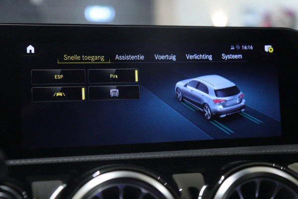 Mercedes-Benz A-Klasse 250 AMG Line PANO/CARPLAY/SFEER/ACC/CAM/VOL