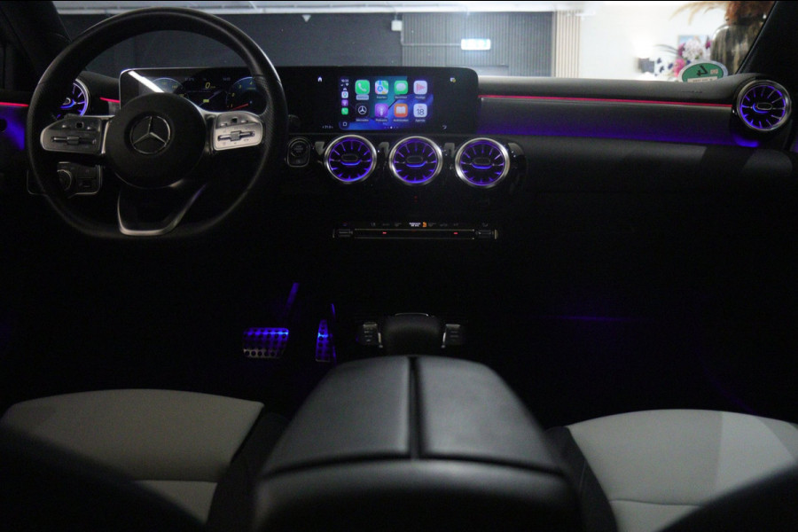 Mercedes-Benz A-Klasse 250 AMG Line PANO/CARPLAY/SFEER/ACC/CAM/VOL