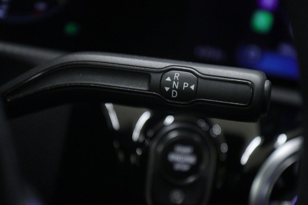 Mercedes-Benz A-Klasse 250 AMG Line PANO/CARPLAY/SFEER/ACC/CAM/VOL