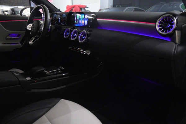 Mercedes-Benz A-Klasse 250 AMG Line PANO/CARPLAY/SFEER/ACC/CAM/VOL