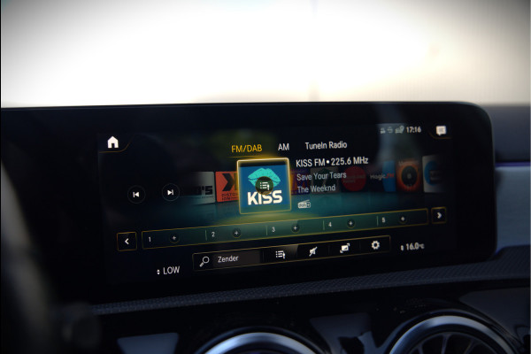 Mercedes-Benz A-Klasse 250 e Business Solution AMG Limited | Stoelverwarming | Camera | Ambiance Verlichting | Keyless | Apple Carplay | Navigatie | Cruise Control | SOH 94,32%