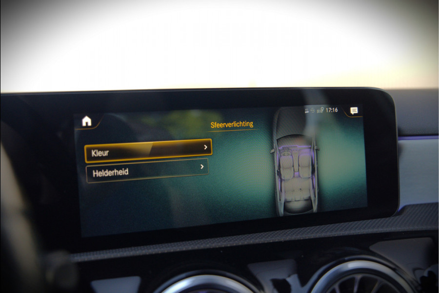 Mercedes-Benz A-Klasse 250 e Business Solution AMG Limited | Stoelverwarming | Camera | Ambiance Verlichting | Keyless | Apple Carplay | Navigatie | Cruise Control | SOH 94,32%