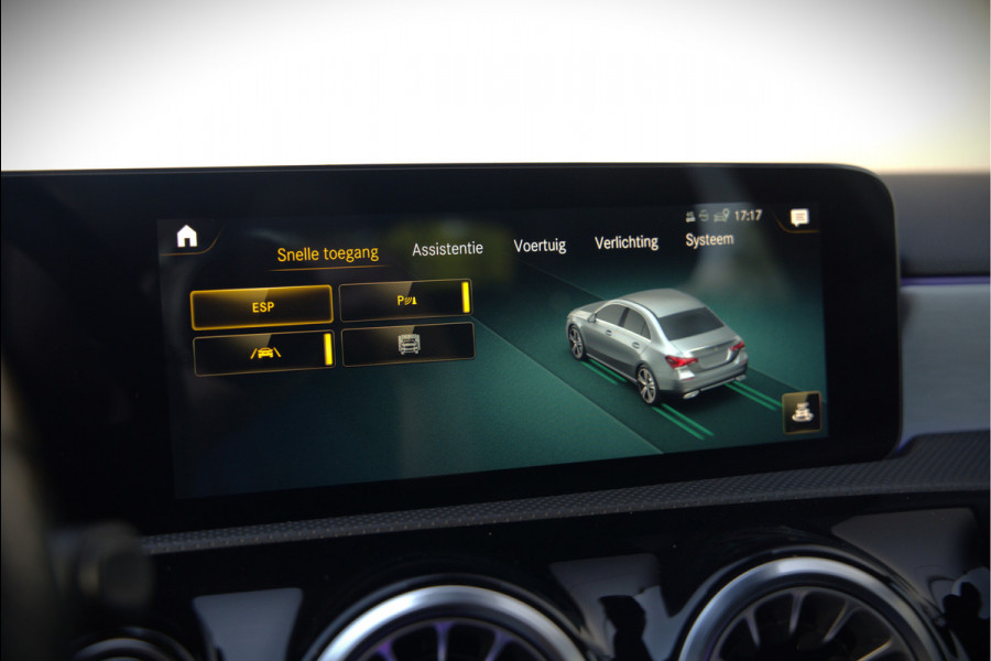 Mercedes-Benz A-Klasse 250 e Business Solution AMG Limited | Stoelverwarming | Camera | Ambiance Verlichting | Keyless | Apple Carplay | Navigatie | Cruise Control | SOH 94,32%
