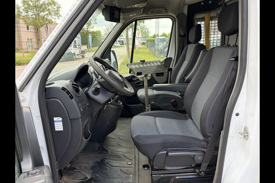 Renault Master T35 2.3 dCi 130PK Euro6 L2H2 ✓ navigatie ✓ camera ✓ inrichting ✓ trekhaak