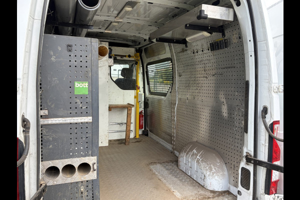 Renault Master T35 2.3 dCi 130PK Euro6 L2H2 ✓ navigatie ✓ camera ✓ inrichting ✓ trekhaak
