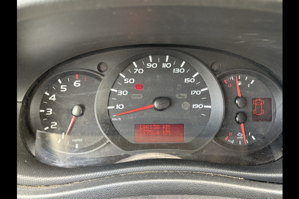 Renault Master T35 2.3 dCi 130PK Euro6 L2H2 ✓ navigatie ✓ camera ✓ inrichting ✓ trekhaak