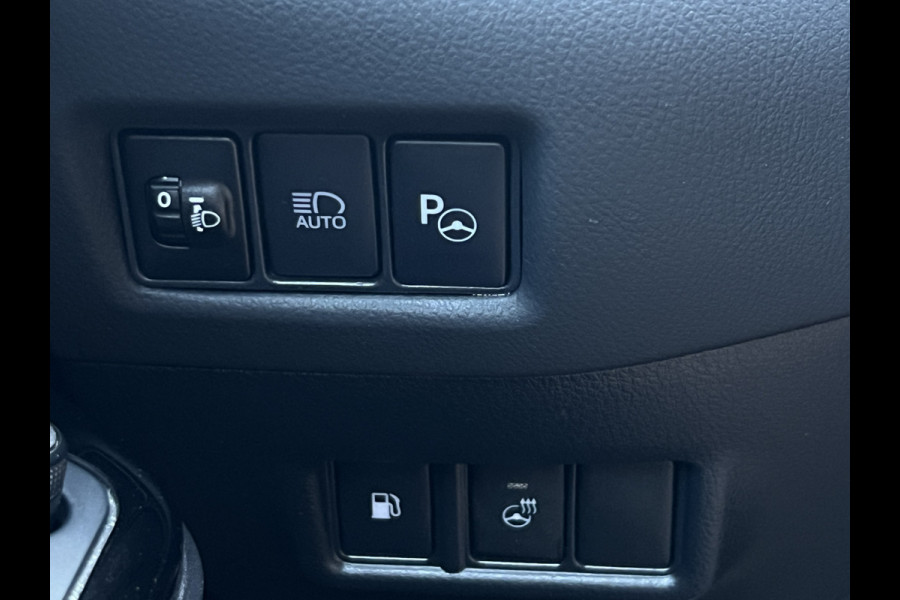 Toyota C-HR 2.0 Hybrid Team D | ACC | CarPlay | Camera | Keyless | 18 inch