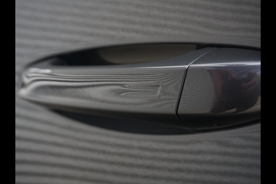 Peugeot 5008 1.2 Hybrid 145 Allure 7p 360° Camera