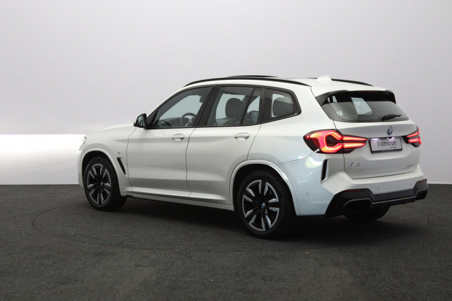 BMW iX3 High Executive 80 kWh 293 PK, SOH 98 %, Panoramadak, Leder, Adap. Cruise Control, Camera