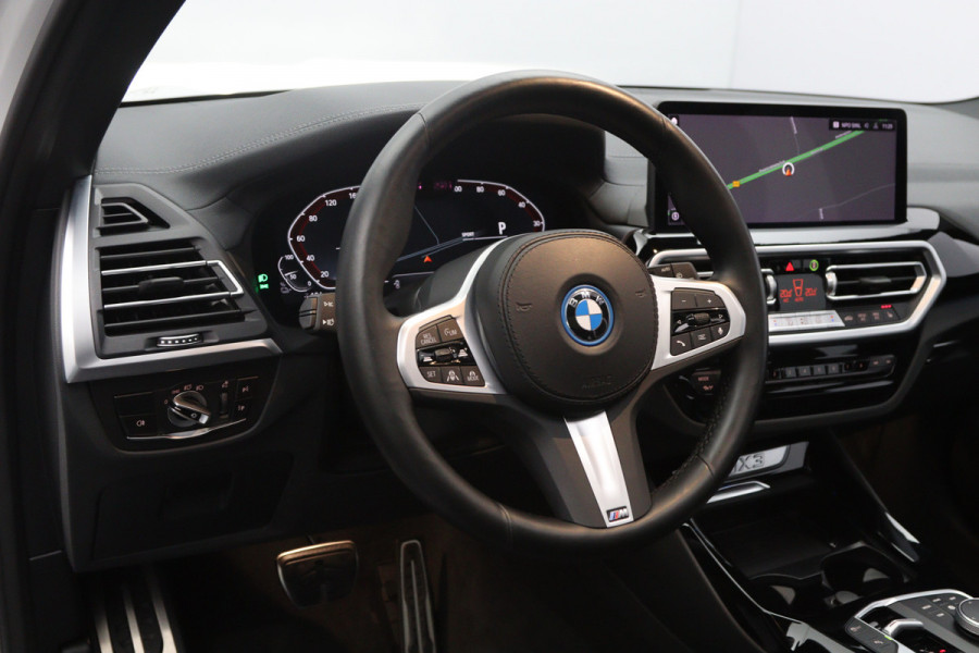 BMW iX3 High Executive 80 kWh 293 PK, SOH 98 %, Panoramadak, Leder, Adap. Cruise Control, Camera
