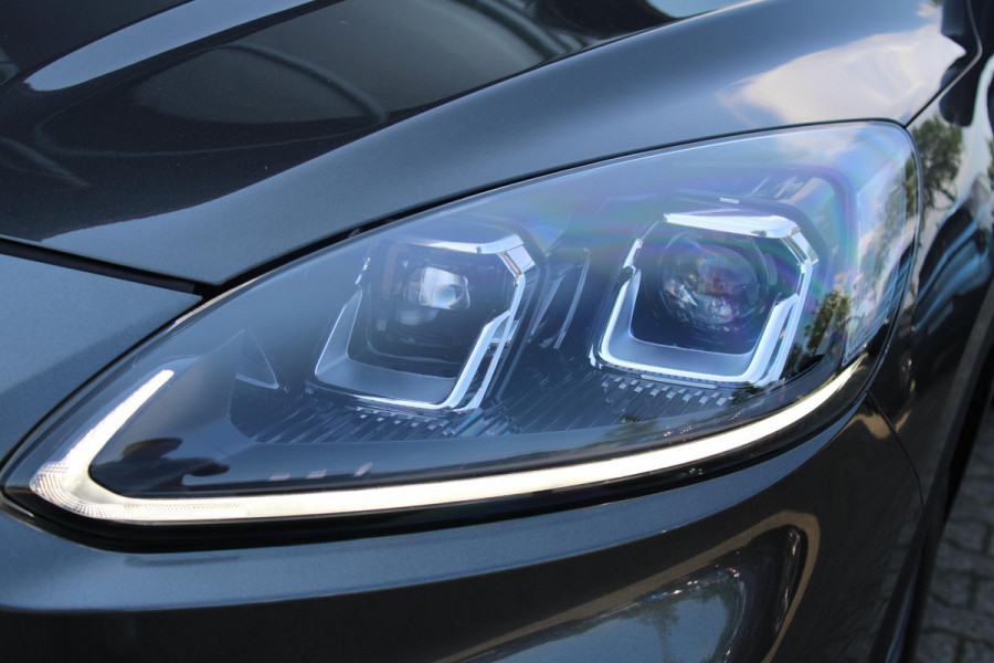 Ford Kuga 2.5 PHEV Titanium X | Wegklapbare trekhaak | Winter Pack | Adaptive cruise control | Dodehoeksesoren | Half leder | Bang&Olufsen
