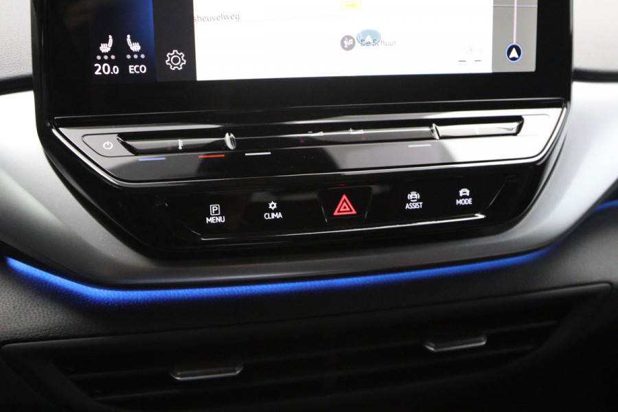 Volkswagen ID.4 First 77 kWh 204 PK, SOH 90 %, Trekhaak, LED, Leder-Alcantara, Carplay, 360 Camera