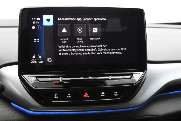 Volkswagen ID.4 First 77 kWh 204 PK, SOH 90 %, Trekhaak, LED, Leder-Alcantara, Carplay, 360 Camera