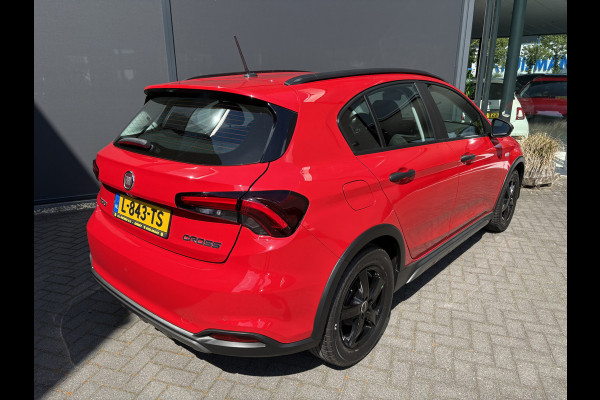 Fiat Tipo Stationwagon 1.0 City Life Achteruitrijcamera - Airco - Apple carplay - Parkeersensoren - Dakrails - Stoelverwarming - Bluetooth - Cruise control - Elektrische ramen - Stuur multifunctioneel - Led verlichting - Licht m