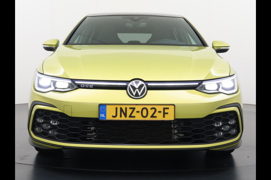 Volkswagen Golf 1.4 eHybrid GTE VAN: 27.900,- VOOR: 25.877,- UW WKVOORDEEL: 2.023,- | PHEV 245PK | 32.000 KM! | PANO | HEAD-UP DISPLAY | KEYLESS | IQ LED MATRIX | WINTERPAKKET | CAMERA | ADAPTIEVE CRUISE CONTROL | DODEHOEKDETECTIE | ALL SEASONS | FULL OPTIONS | RIJKLAAR + 12 MND BOVAG GARANTIE