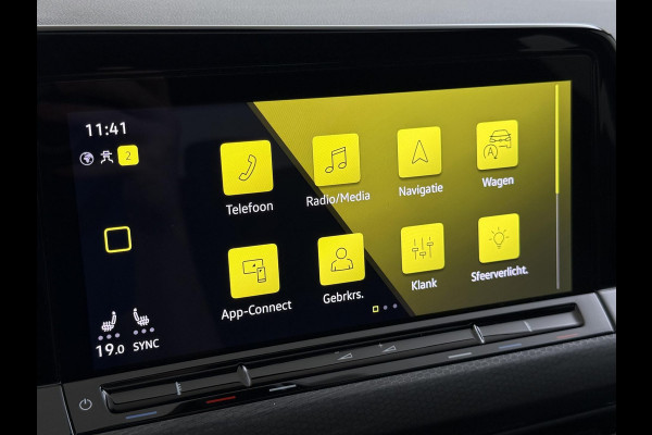 Volkswagen Golf 1.4 eHybrid GTE VAN: 27.900,- VOOR: 25.877,- UW WKVOORDEEL: 2.023,- | PHEV 245PK | 32.000 KM! | PANO | HEAD-UP DISPLAY | KEYLESS | IQ LED MATRIX | WINTERPAKKET | CAMERA | ADAPTIEVE CRUISE CONTROL | DODEHOEKDETECTIE | ALL SEASONS | FULL OPTIONS | RIJKLAAR + 12 MND BOVAG GARANTIE