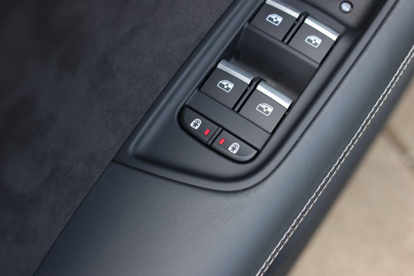 Audi Q7 60 TFSI e Quattro Competition *Pano*RS-Stoelen*B&O*360 Camera*Soft-Close*
