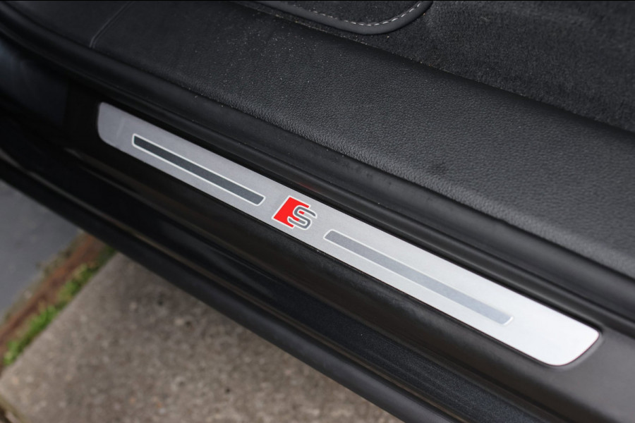 Audi Q7 60 TFSI e Quattro Competition *Pano*RS-Stoelen*B&O*360 Camera*Soft-Close*
