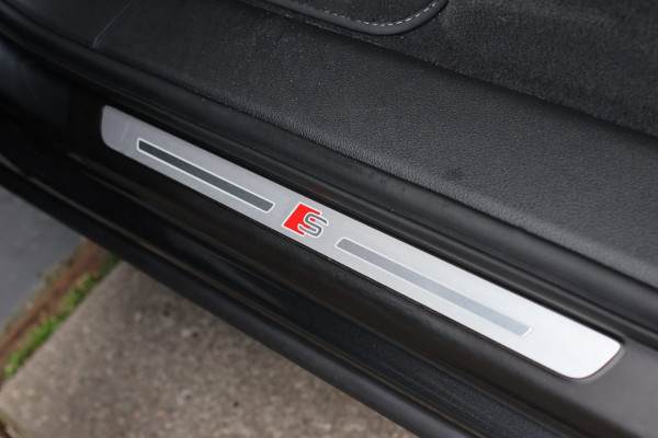 Audi Q7 60 TFSI e Quattro Competition *Pano*RS-Stoelen*B&O*360 Camera*Soft-Close*