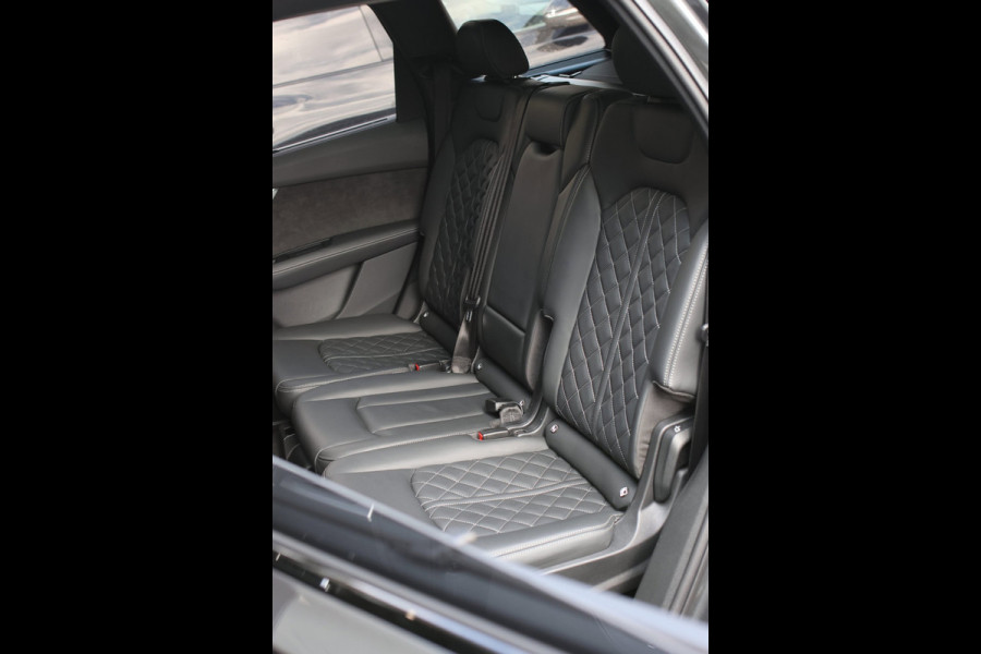 Audi Q7 60 TFSI e Quattro Competition *Pano*RS-Stoelen*B&O*360 Camera*Soft-Close*
