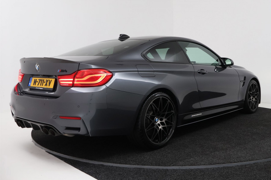 BMW 4 Serie Coupé M4 Competition (Dealer Onderhouden, FULL CARBON, Addapt Onderstel, Camera, StoelV, Lane Assist, Memory stoelen)