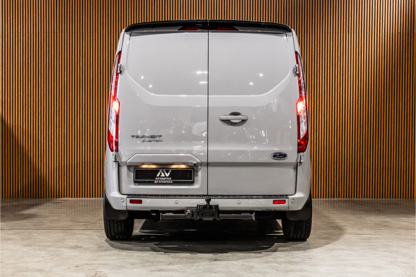 Ford Transit Custom 300 2.0 TDCI 170 PK L2H1 Limited DC | Dubbel cabine | L+R Schuifdeur | ACC | Elek stoelen | CarPlay | Dodehoekdetectie | Navigatie | Stoelverwarming | Lederen bekleding | Orig. NL Auto | Nieuwe APK | NAP Logisch