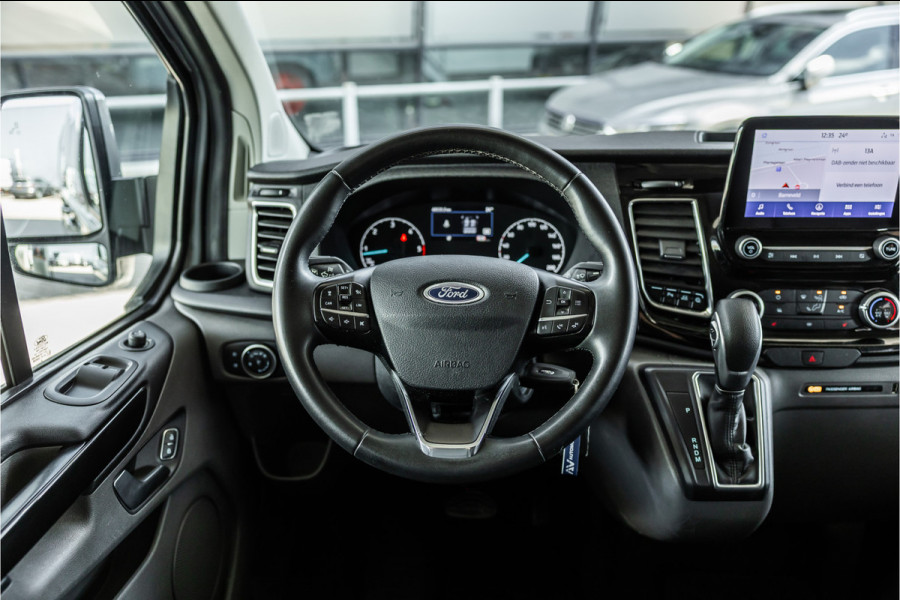 Ford Transit Custom 300 2.0 TDCI 170 PK L2H1 Limited DC | Dubbel cabine | L+R Schuifdeur | ACC | Elek stoelen | CarPlay | Dodehoekdetectie | Navigatie | Stoelverwarming | Lederen bekleding | Orig. NL Auto | Nieuwe APK | NAP Logisch