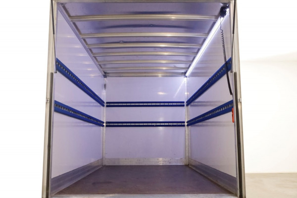 Renault Master T35 2.3 dCi 145pk Bakwagen met laadklep 960kg laadvermogen 04-2024