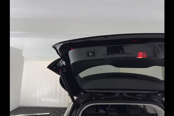 Mercedes-Benz Glb 250 4MATIC AMG-Sportpack Premium Plus Aut. *PANO | TOWBAR | LEATHER-MICROFIBRE | FULL-LED | AMBIENTLIGHT | WIDE-COCKPIT | HEATED-SPORTSEATS | KEYLESS | NAVI-FULLMAP | ECC | SHIFTPADDLES | MEMORY-PACK | PDC | CRUISE | 20''ALU*