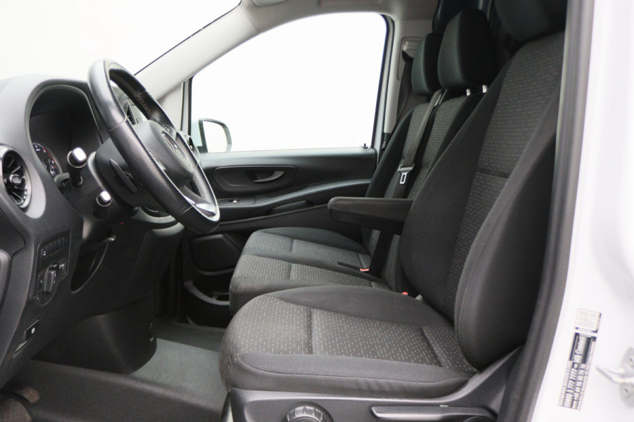 Mercedes-Benz Vito 116 CDI Extra Lang Automaat 3-Zits, Airco, Navigatie, Camera, Apple CarPlay, Cruise, Achterdeuren 270°