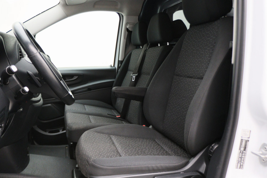 Mercedes-Benz Vito 116 CDI Extra Lang Automaat 3-Zits, Airco, Navigatie, Camera, Apple CarPlay, Cruise, Achterdeuren 270°