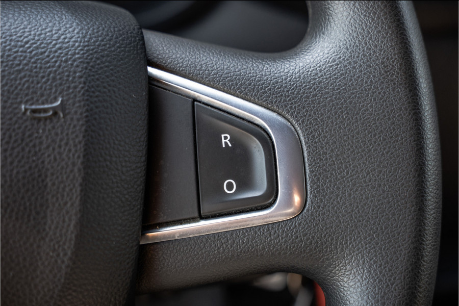 Renault Master 2.3dCi | Bakwagen met Laadklep | LED | Carplay | Camera | Cruise