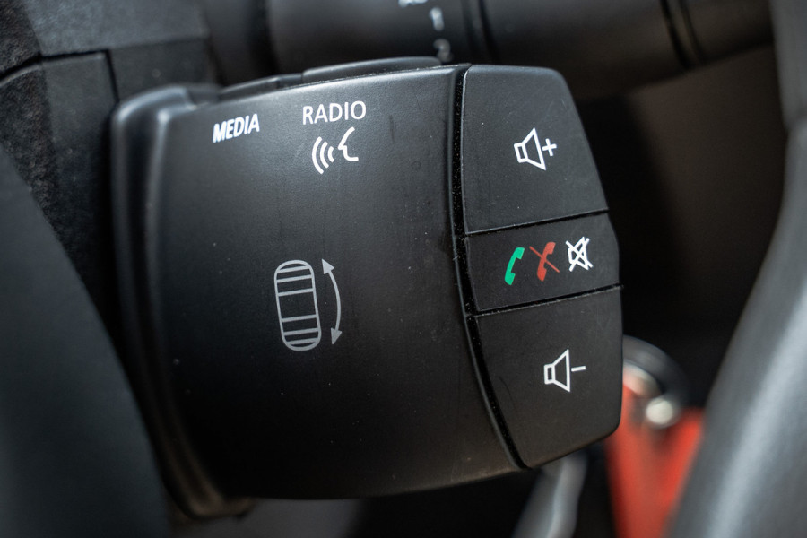 Renault Master 2.3dCi | Bakwagen met Laadklep | LED | Carplay | Camera | Cruise