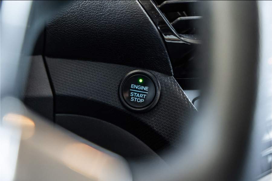 Ford Transit Connect 1.5 EcoBlue L2 120 PK Limited AUT | Bi-Xenon | Camera | CarPlay | Navigatie | Climatronic | Inklapbare spiegels | Trekhaak | DAB | NL Auto | NAP Logisch | Nieuwe APK | Euro 6