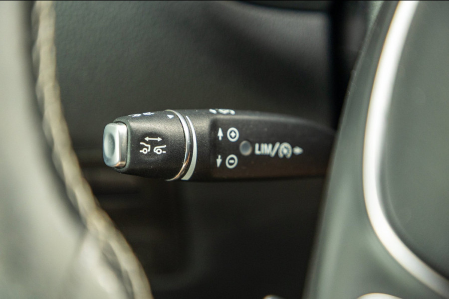 Mercedes-Benz Vito 114 CDI Lang Automaat I Led I PDC V+A I Adaptive Cruise I Climate I Camera I Achterklep I CarPlay I Android
