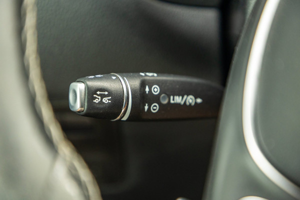 Mercedes-Benz Vito 114 CDI Lang Automaat I Led I PDC V+A I Adaptive Cruise I Climate I Camera I Achterklep I CarPlay I Android