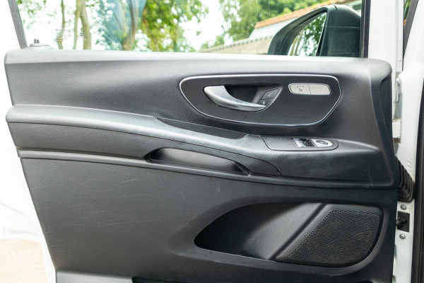 Mercedes-Benz Vito 114 CDI Lang Automaat I Led I PDC V+A I Adaptive Cruise I Climate I Camera I Achterklep I CarPlay I Android