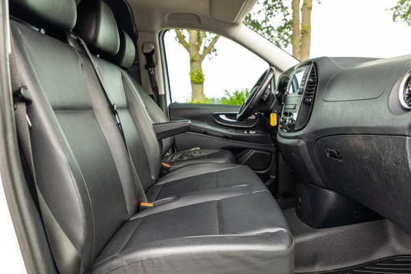 Mercedes-Benz Vito 114 CDI Lang Automaat I Led I PDC V+A I Adaptive Cruise I Climate I Camera I Achterklep I CarPlay I Android