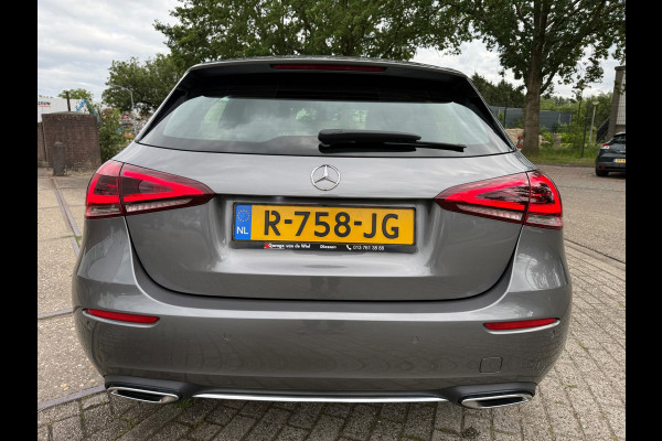 Mercedes-Benz A-Klasse 180 Premium Plus 18 INCH-AMG NAVI CARPLAY LEDER