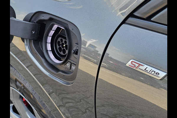 Ford Kuga 2.5 PHEV ST-Line X | Magnetic | Winterpack | Orin NL Auto |