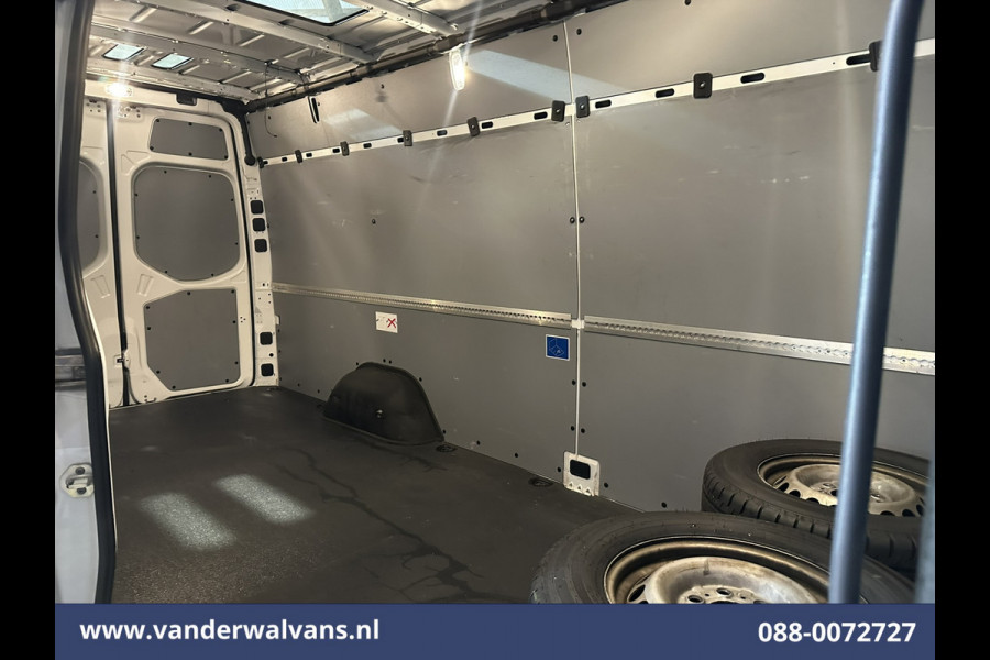 Mercedes-Benz Sprinter 317 CDI 170pk L3H2 Euro6 Airco | Camera | Navigatie | Apple Carplay | Cruisecontrol Android Auto, Parkeersensoren, Stoelverwarming