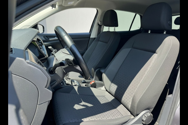 Volkswagen T-Cross TSI 110PK DSG LIFE CARPLAY/ACC/PARKEERSENSOREN