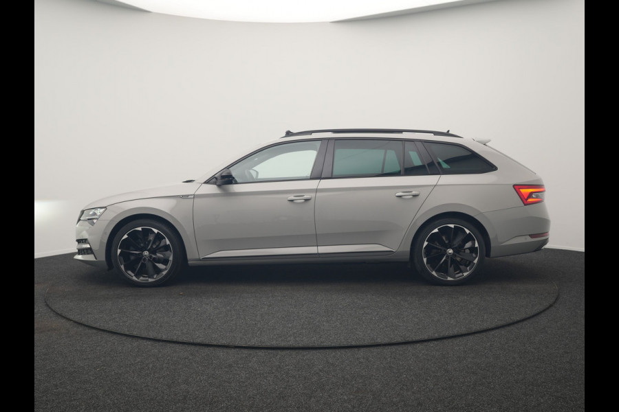 Škoda Superb Combi 1.4 TSI iV Sportline Business PHEV 218pk Dealer O.H. | Trekhaak Af Fabriek | Panodak | Adaptive Cruise | Canton Audio | 360 Camera | Alcantara Sportstoelen Memory & Verwarmd | Sfeerverlichting | Blis | Keyless | Plug In Hybrid |
