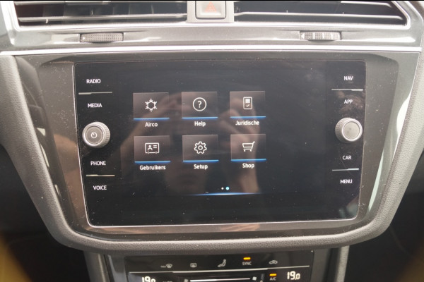 Volkswagen Tiguan 1.5 TSI 150pk DSG Life Business -LED-DIGI-ECC-TREKHAAK-