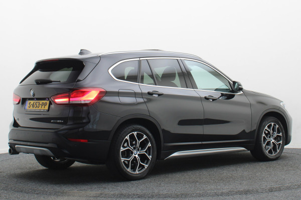BMW X1 xDrive25e High Executive Leer, Panoramadak, Cruise, Navigatie, Bluetooth, LED, PDC, 18''