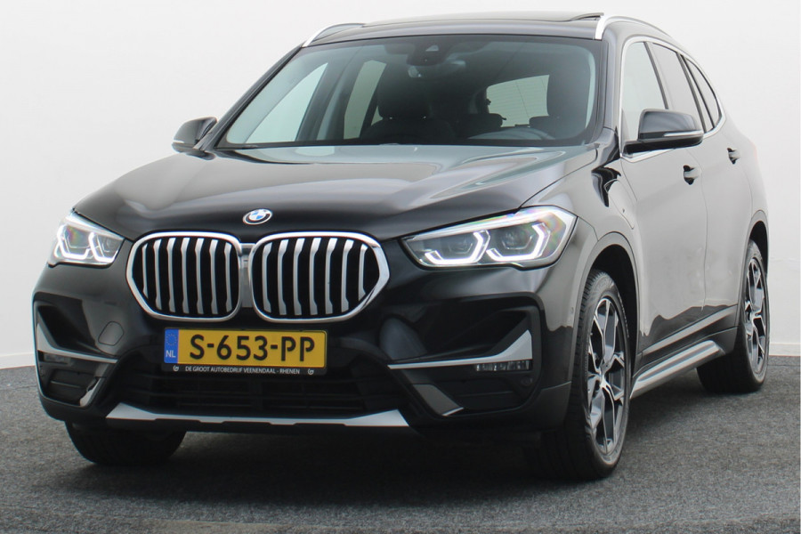 BMW X1 xDrive25e High Executive Leer, Panoramadak, Cruise, Navigatie, Bluetooth, LED, PDC, 18''